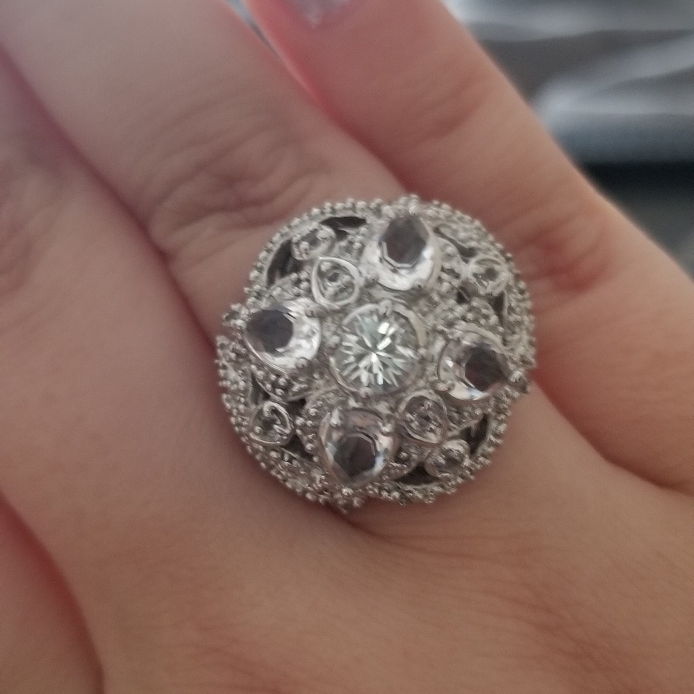 *RARE* Simply Vera Vera Wang Crystal Cocktail Ring